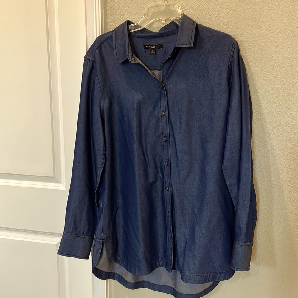 Banana Republic Parker Blue button down Oversized Shirt (read description)